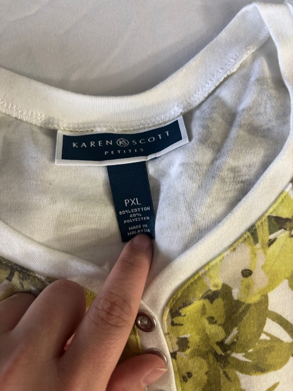 Karen Scott Women's shirt bundle - Picture 3 of 4